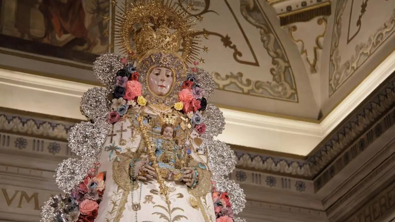 Virgen del Roc&iacute;o. - VH