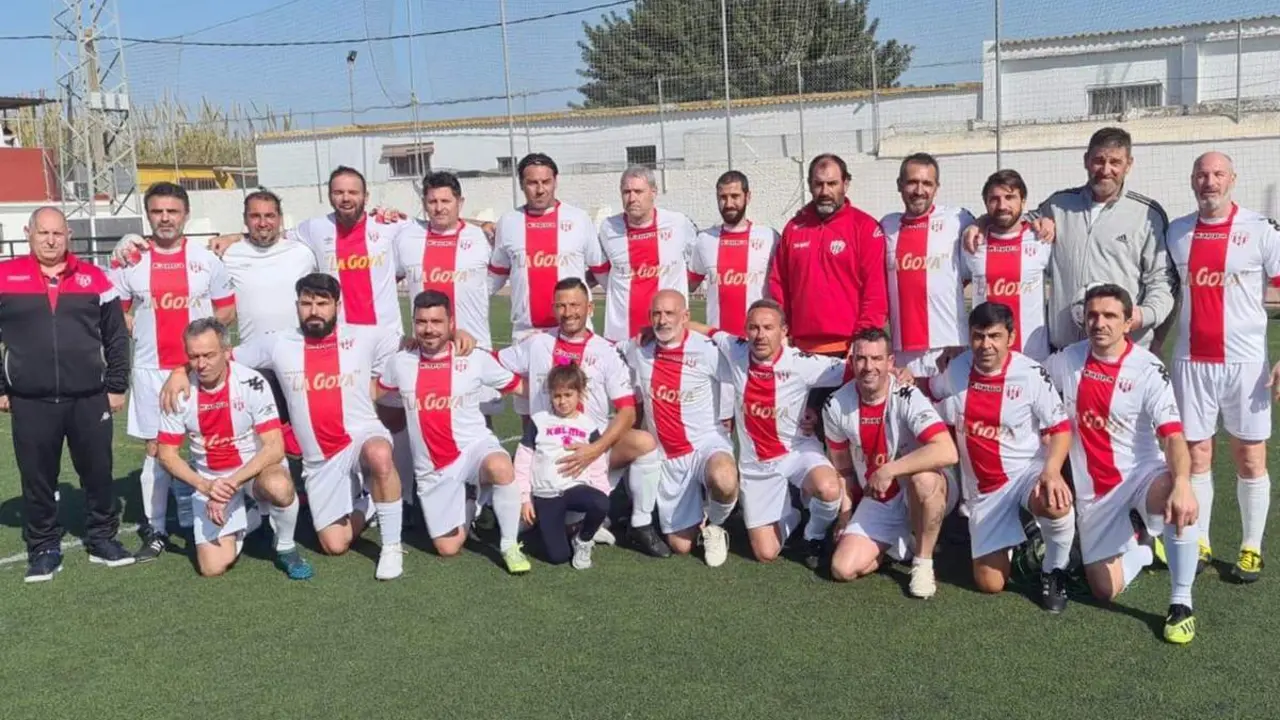 Manzanilla La Goya Juventud Sanluque&ntilde;a antes de enfrentarse y derrotar al Prado del Rey en La Quinta - MLGJS