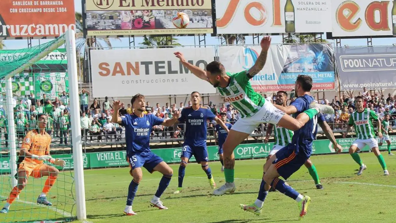 El Atl&eacute;tico Sanluque&ntilde;o necesita volver a ver puerta para lograr la permanencia - Ra&uacute;l J. Bustillos