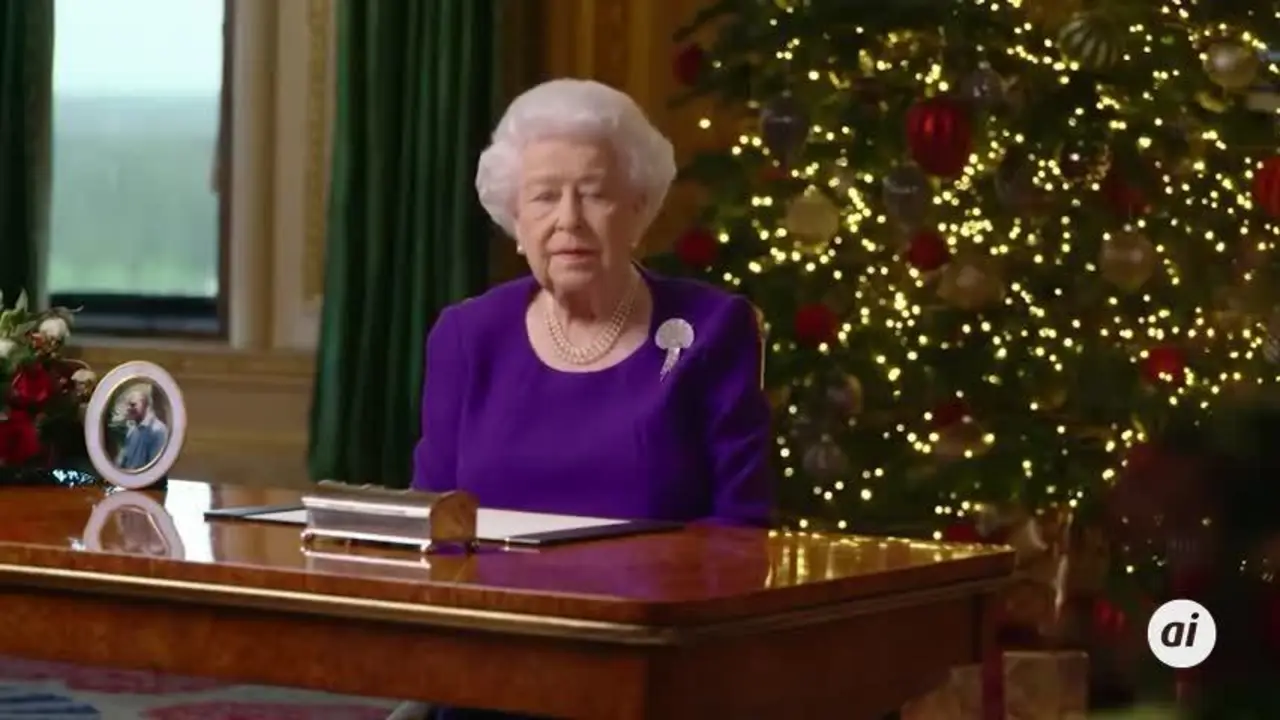 La reina Isabel II, positivo por covid-19