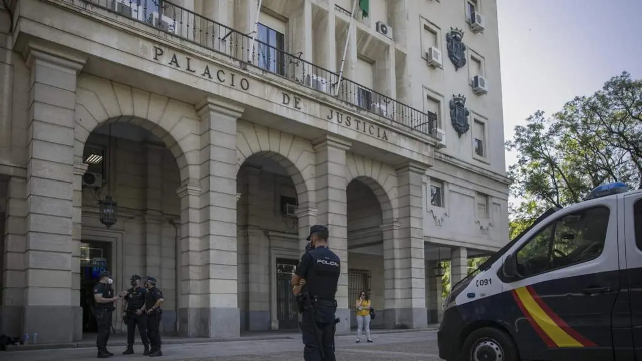 La Audiencia de Sevilla. - MAR&Iacute;A JOS&Eacute; L&Oacute;PEZ / EUROPA PRESS