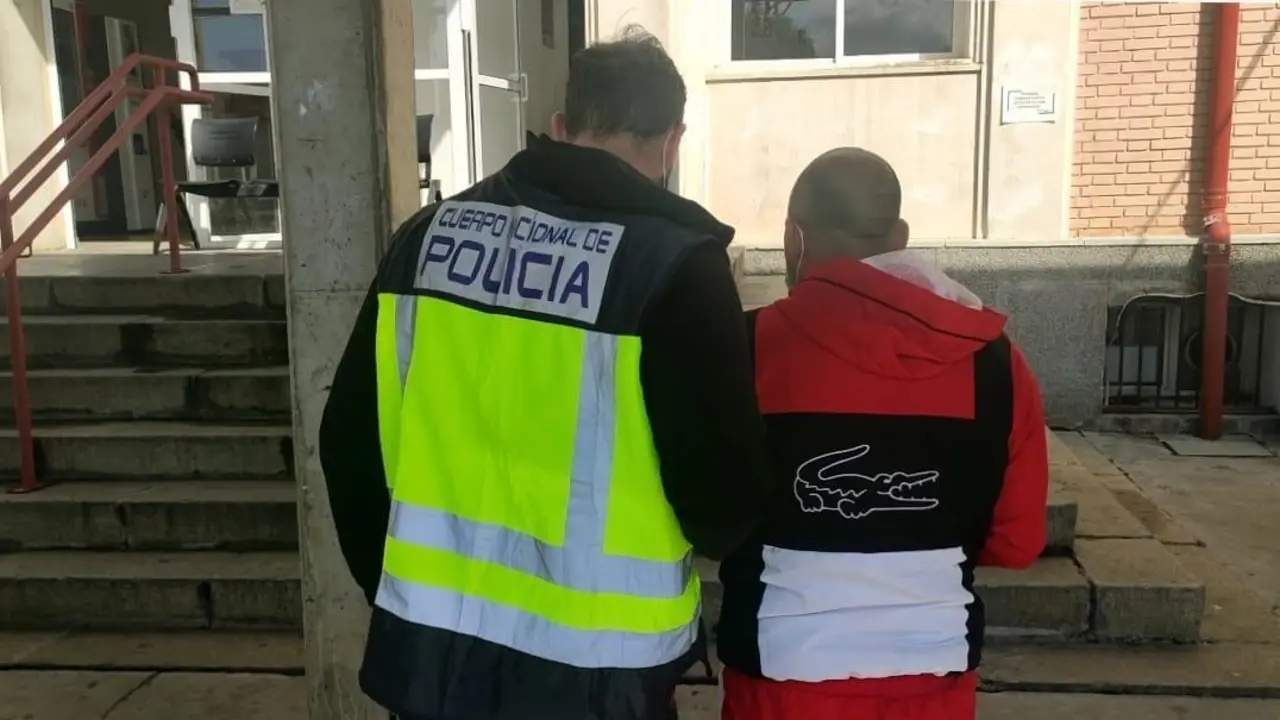 El detenido. - DGP