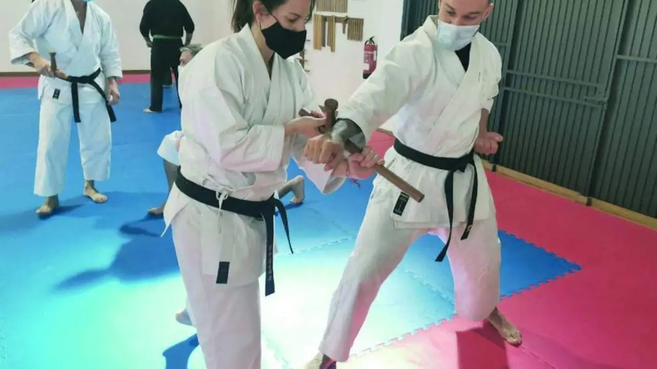 La karateca jerezana durante un entrenamiento.  - Cedida