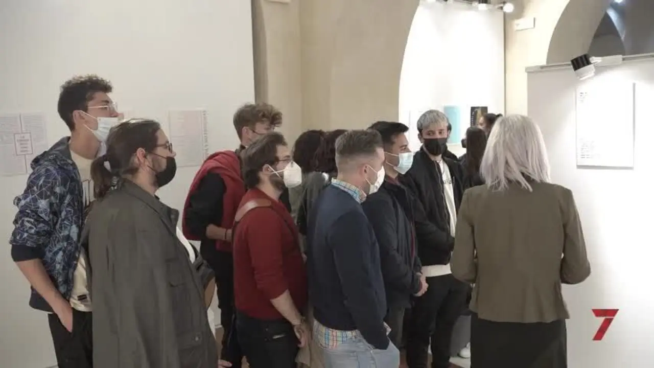 La exposici&oacute;n 'Letras por Camar&oacute;n' es inaugurada en el Castillo de San Romualdo