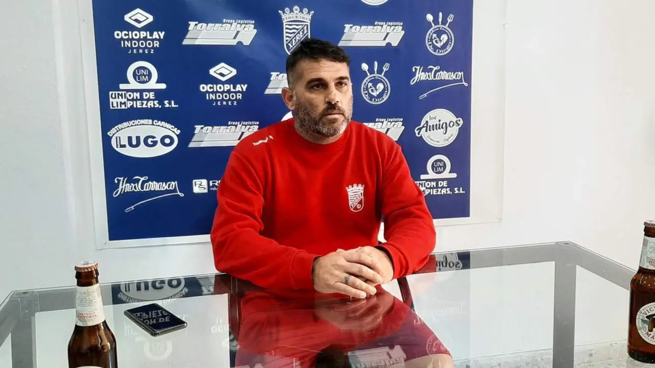 Emilio Fajardo, este viernes en rueda de prensa. - Viva Jerez