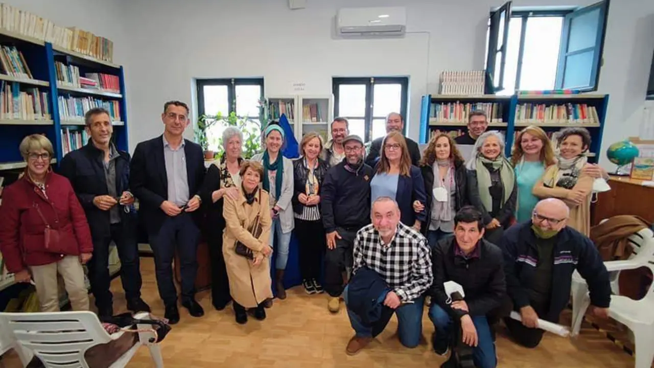 Inauguraci&oacute;n del rinc&oacute;n de lectura Pedro Quir&oacute;s.  - Barriento