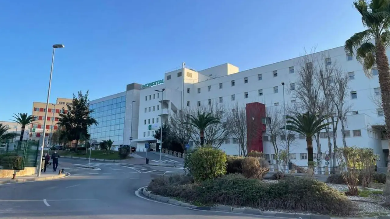 Una imagen del exterior del Hospital de Jerez. | Jim&eacute;nez.
