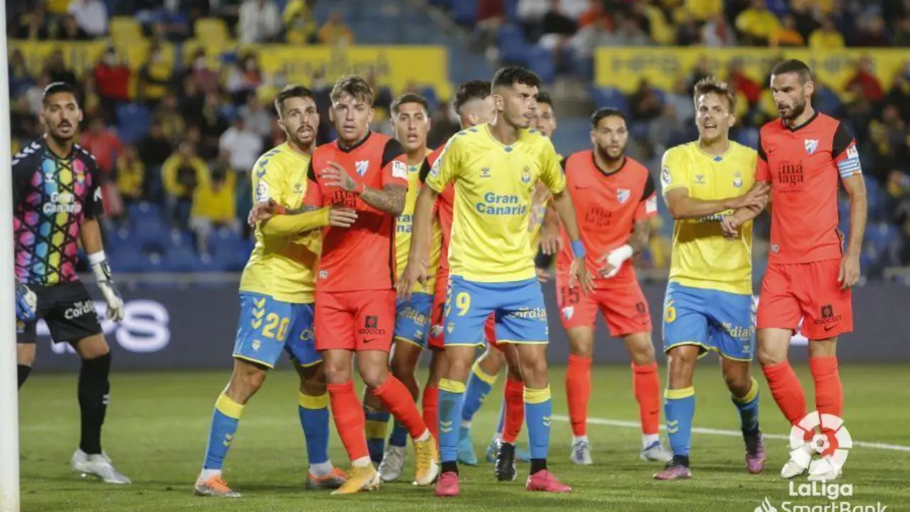 Las Palmas logr&oacute; superar al M&aacute;laga, aunque estuvo a punto de ceder un empate al final. - LaLiga