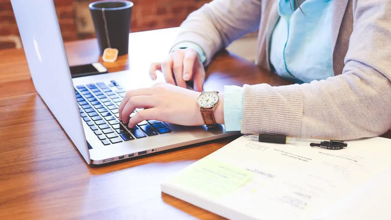 Formaci&oacute;n online. - 