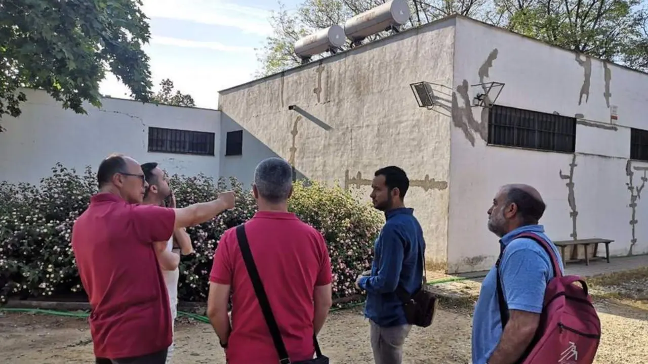 Gonz&aacute;lez Rojas visita el Parque Amate.  - IU