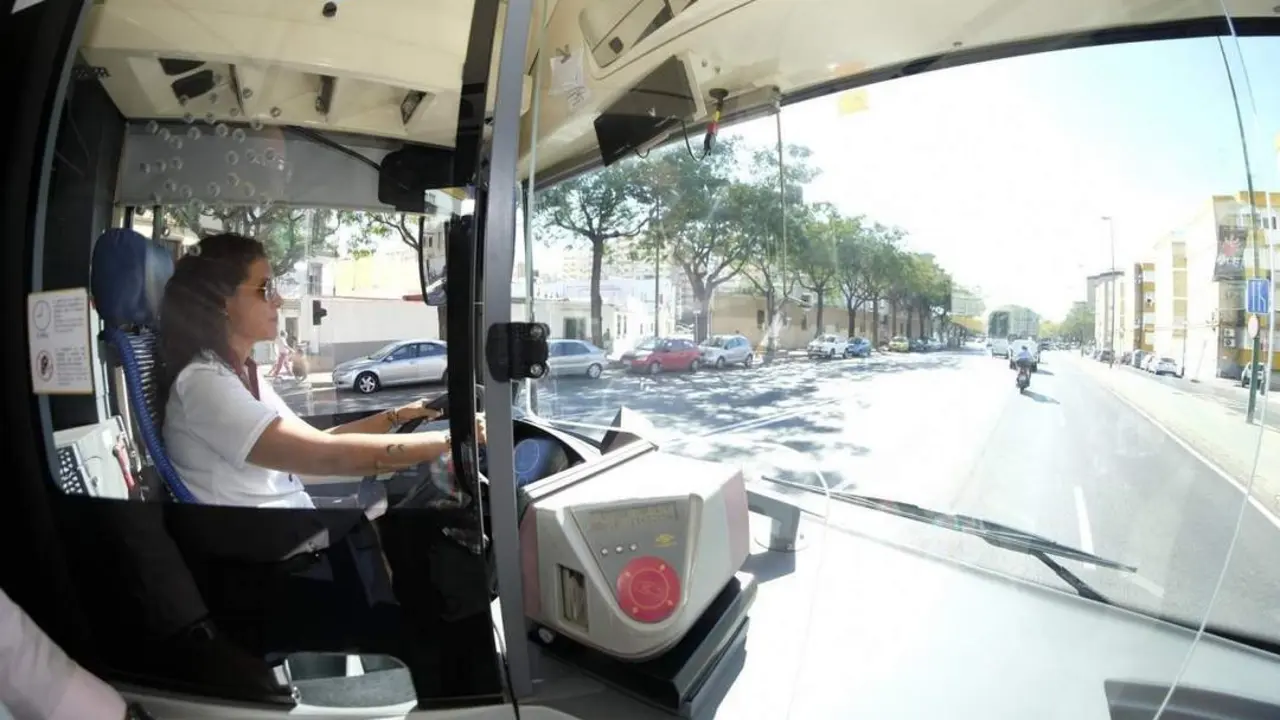Un autob&uacute;s de Tussam. - EP