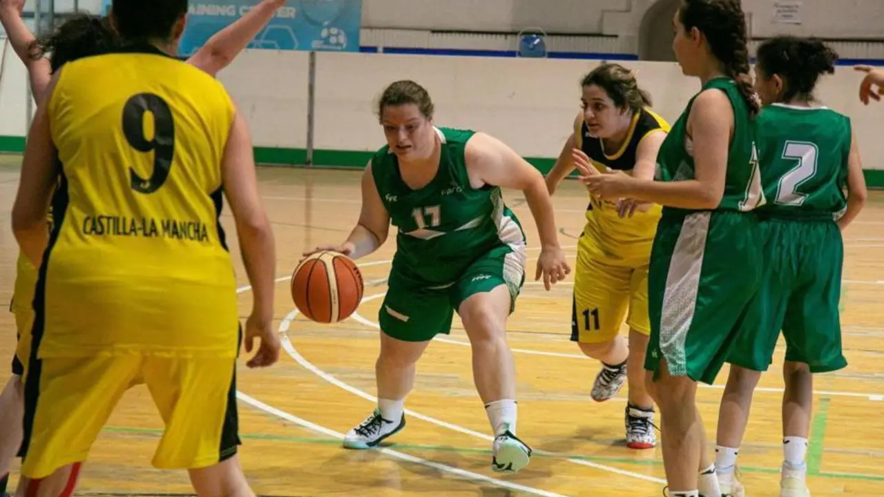 F&aacute;tima Herrera, durante el nacional de selecciones auton&oacute;micas con la camiseta de Andaluc&iacute;a. - FEDDI