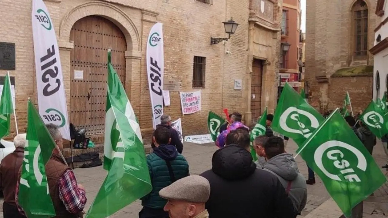 Concentraci&oacute;n sindical por los impagos de Mersant. - CSIF