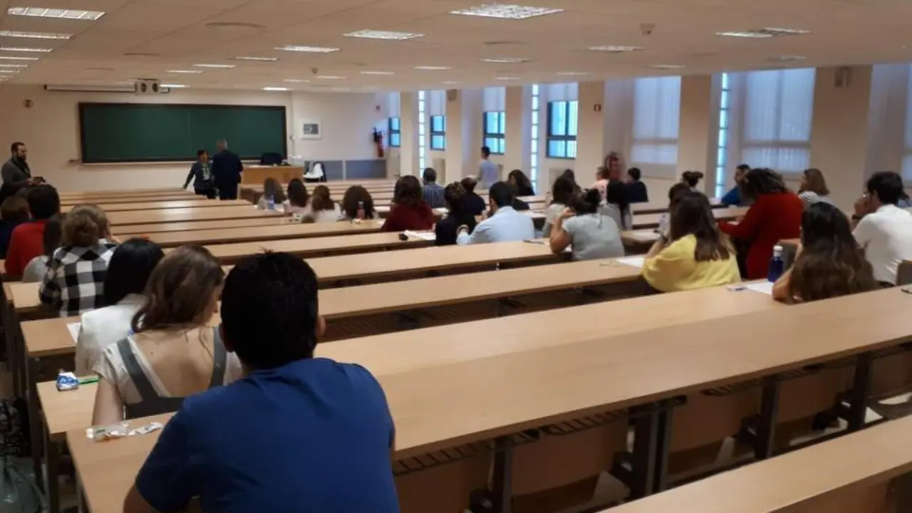 Imagen de archivo de un examen de oposiciones. - CONSEJER&Iacute;A DE SALUD