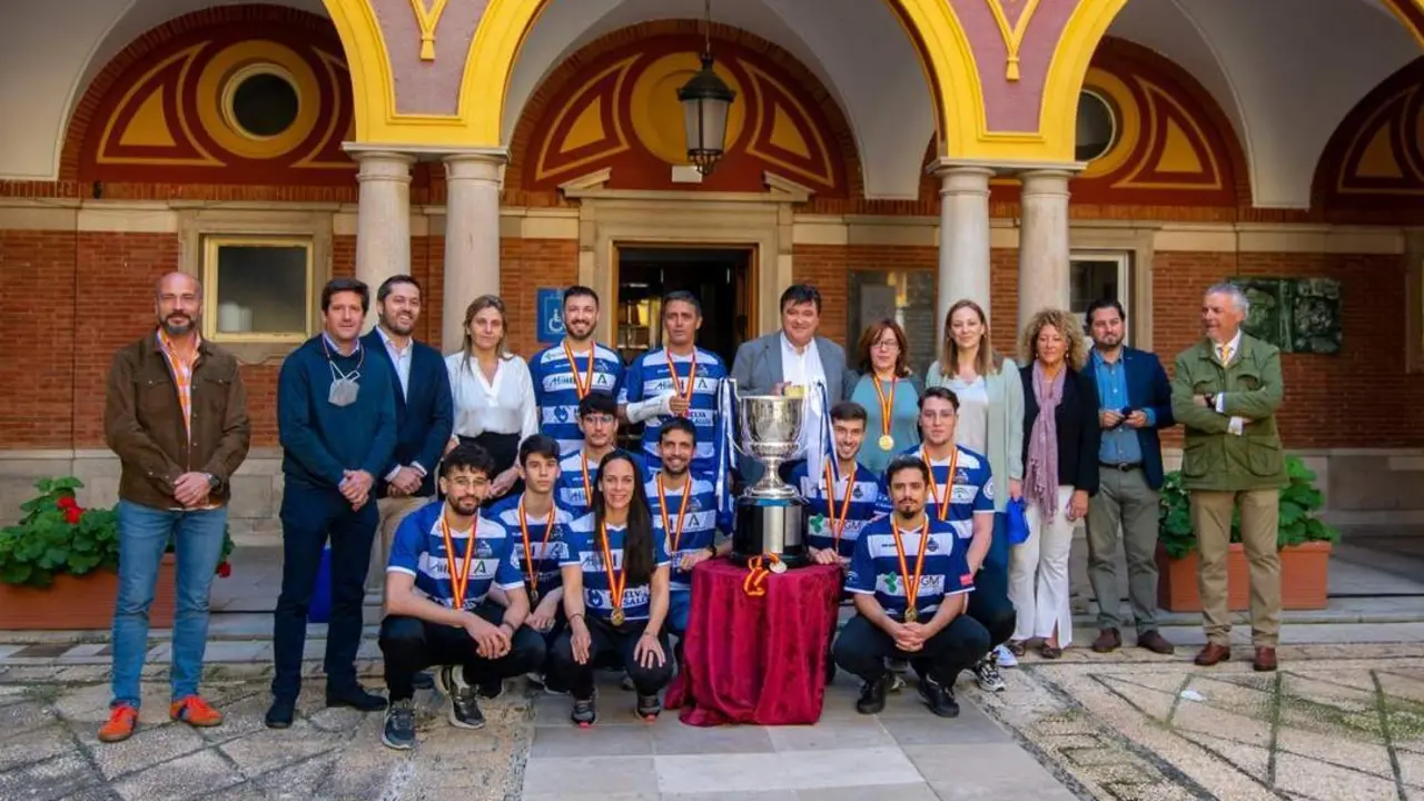Recepci&oacute;n del IES La Orden en el Ayuntamiento. - VH