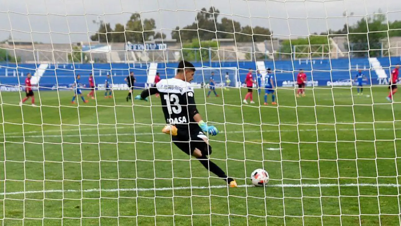 Mat&iacute;as Ramos en un partido Linares - San Fernando - LCD