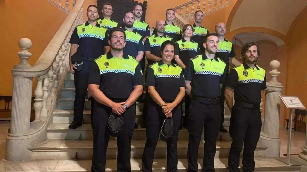 Imagen de archivo de la toma de posesi&oacute;n de nuevos oficiales de la Polic&iacute;a Local de Sevilla. - AYTO SEVILLA