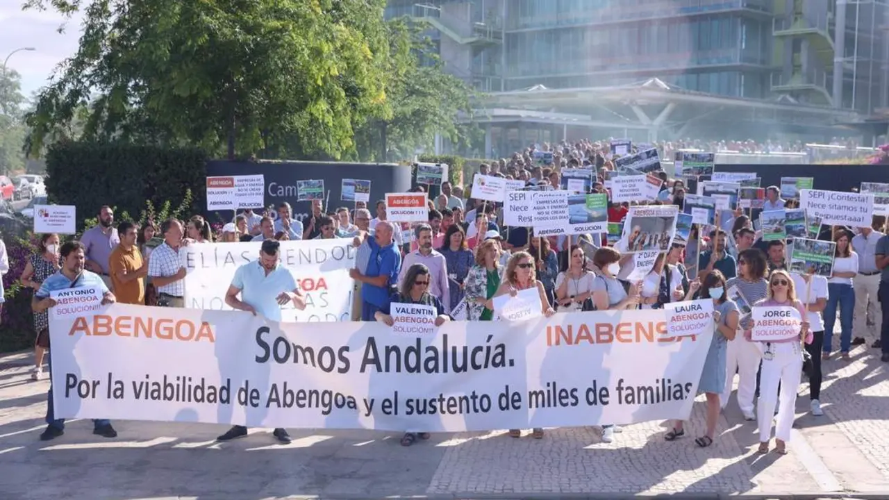 Protesta de la plantilla de Abengoa. - JOAQU&Iacute;N CORCHERO / EUROPA PRESS