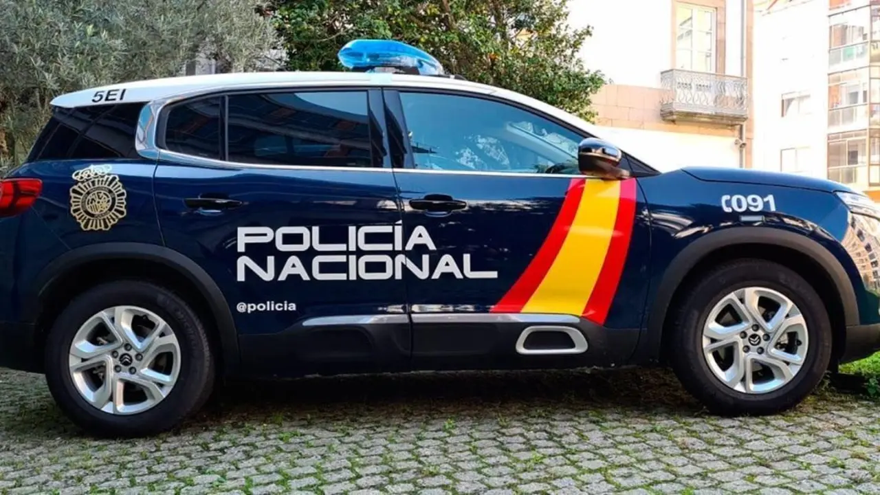Patrulla policial. - CNP