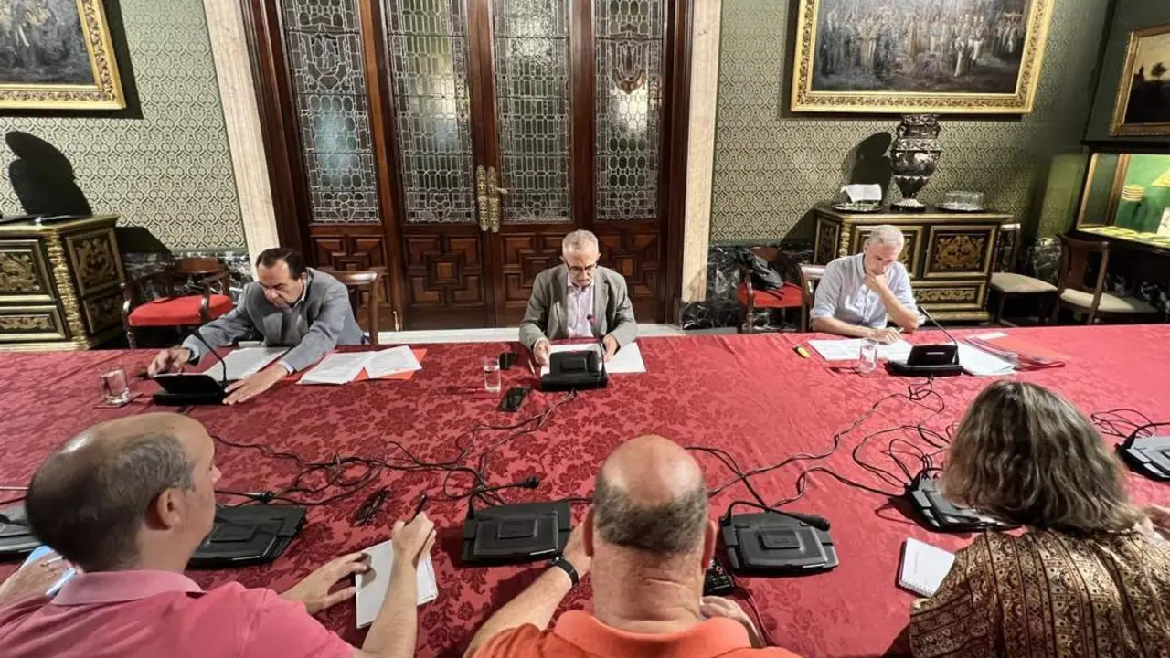 Urbanismo aporta 4,5 millones para el proyecto de cambio de todo el alumbrado p&uacute;blico a tipo led. - AYTO SEVILLA