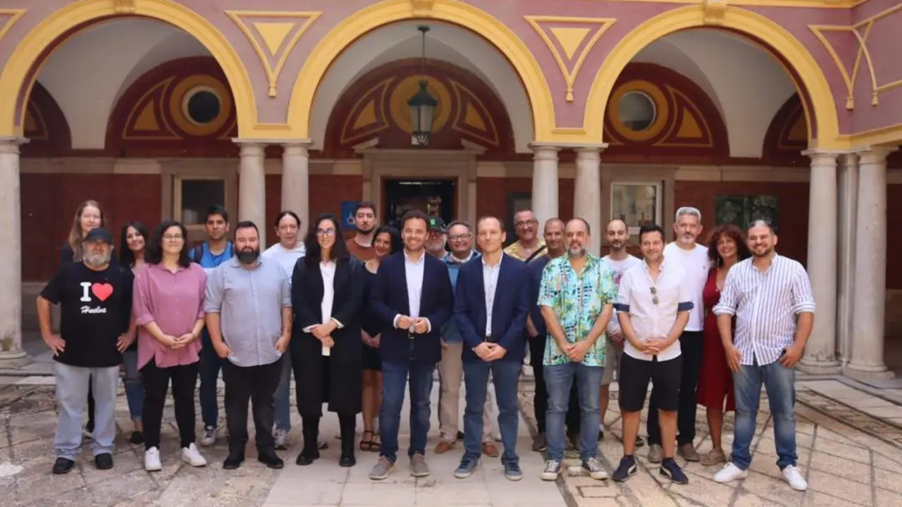 Presentaci&oacute;n de la Uni&oacute;n de Profesionales del Cine y del Audiovisual Onubense. - VH