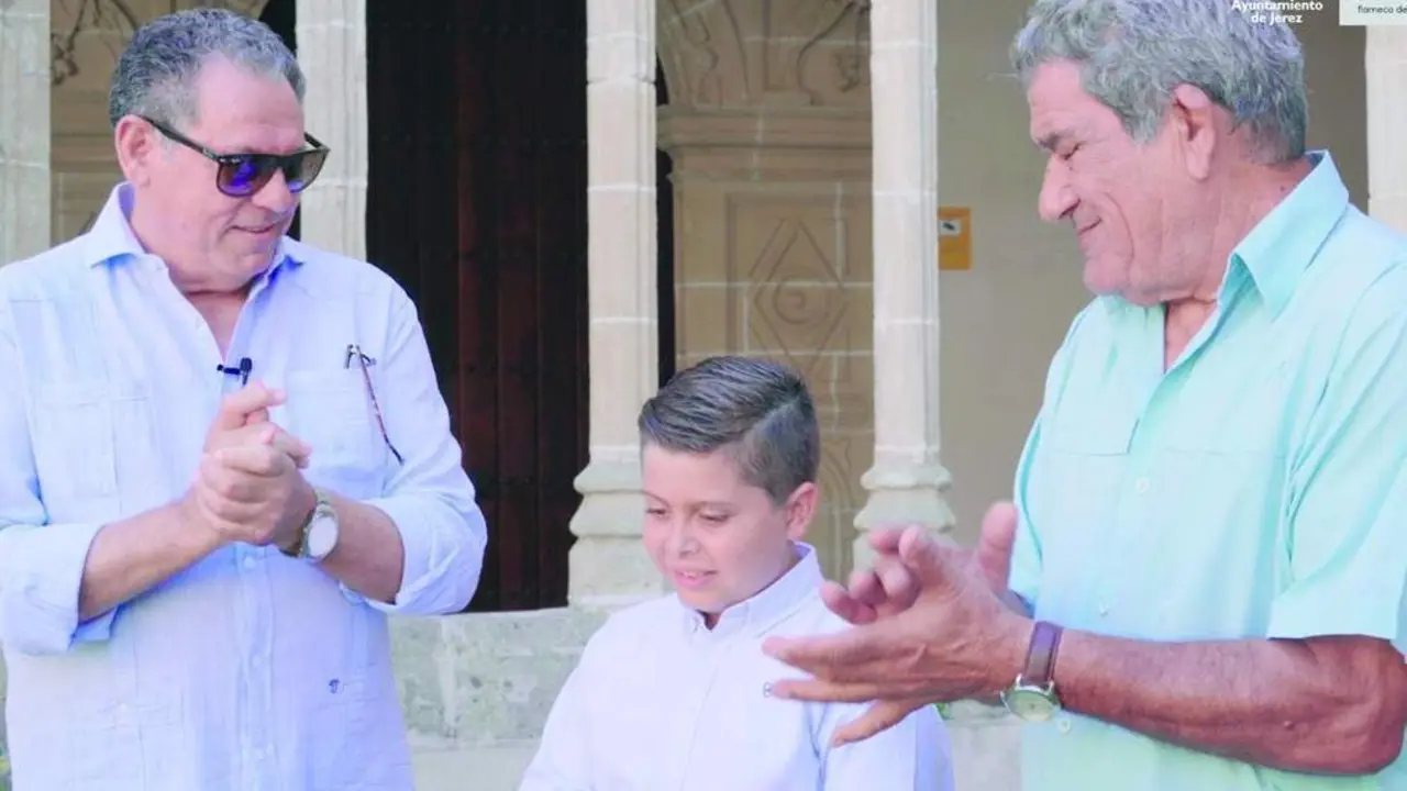 Enrique El Zambo, el peque&ntilde;o Manuel Monje y &Aacute;ngel Vargas actuar&aacute;n esta noche en los Claustros.   - viva