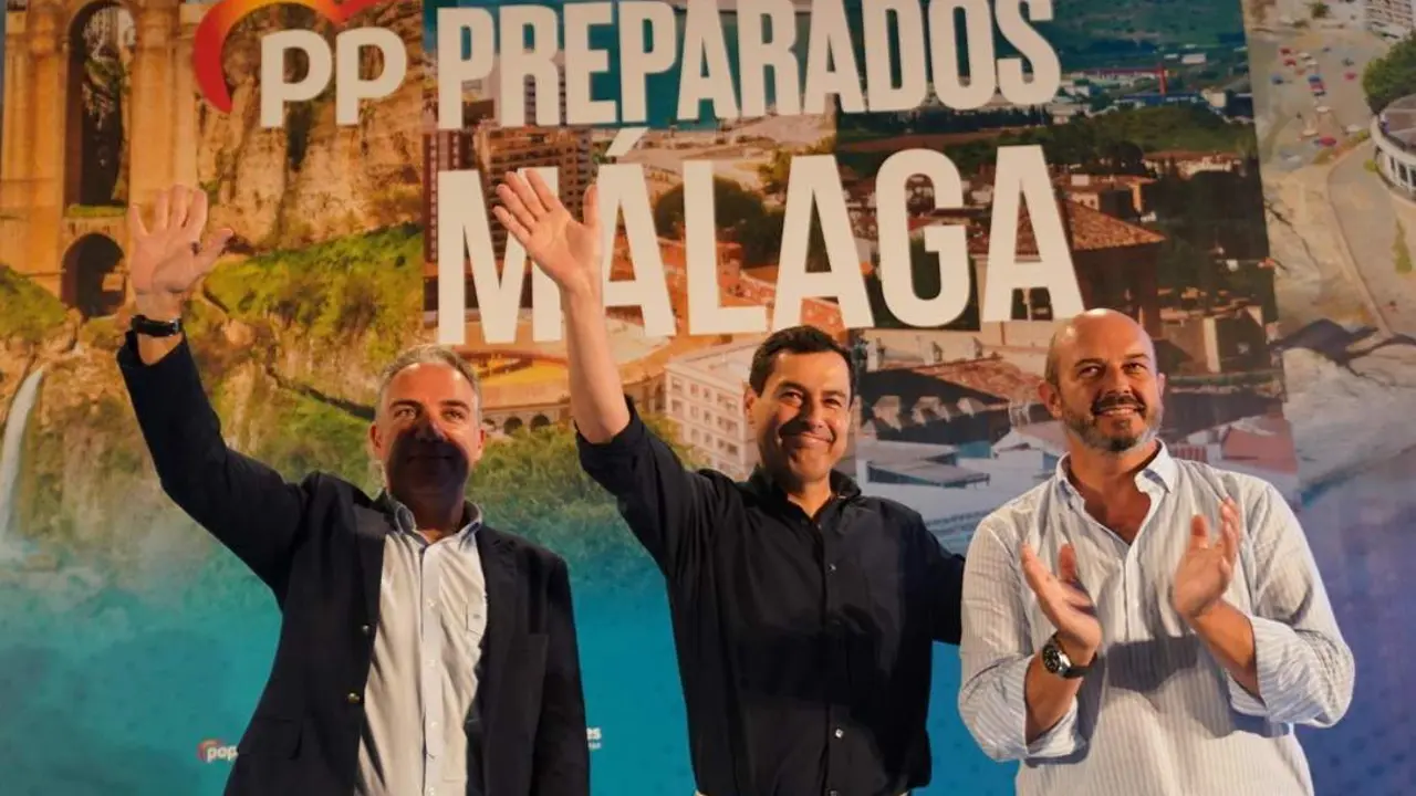 Juanma Moreno, durante su participaci&oacute;n en la Escuela de Verano del PP de M&aacute;laga. - Europa Press