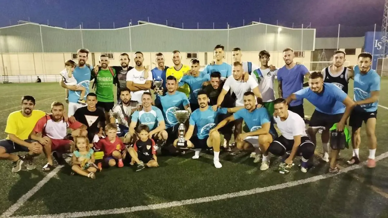 Hubo un gran ambiente en el Campo de F&uacute;tbol de Las Palmeras - RS