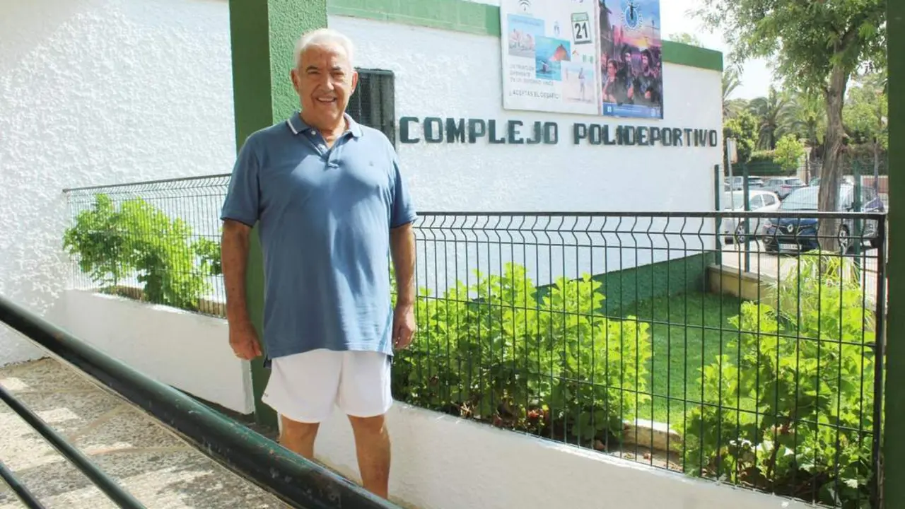 Santiago S&aacute;nchez, presidente del Club de Tenis de Mesa - Ra&uacute;l J. Bustillos