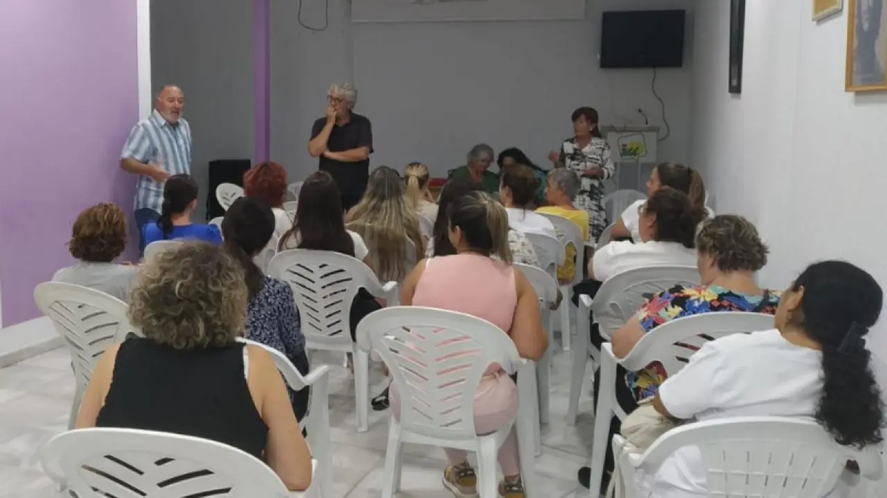 Imagen de la asamblea. - A.I.