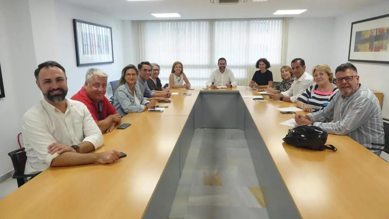 P&eacute;rez quiere ser el candidato socialista. - PSOE M&aacute;laga