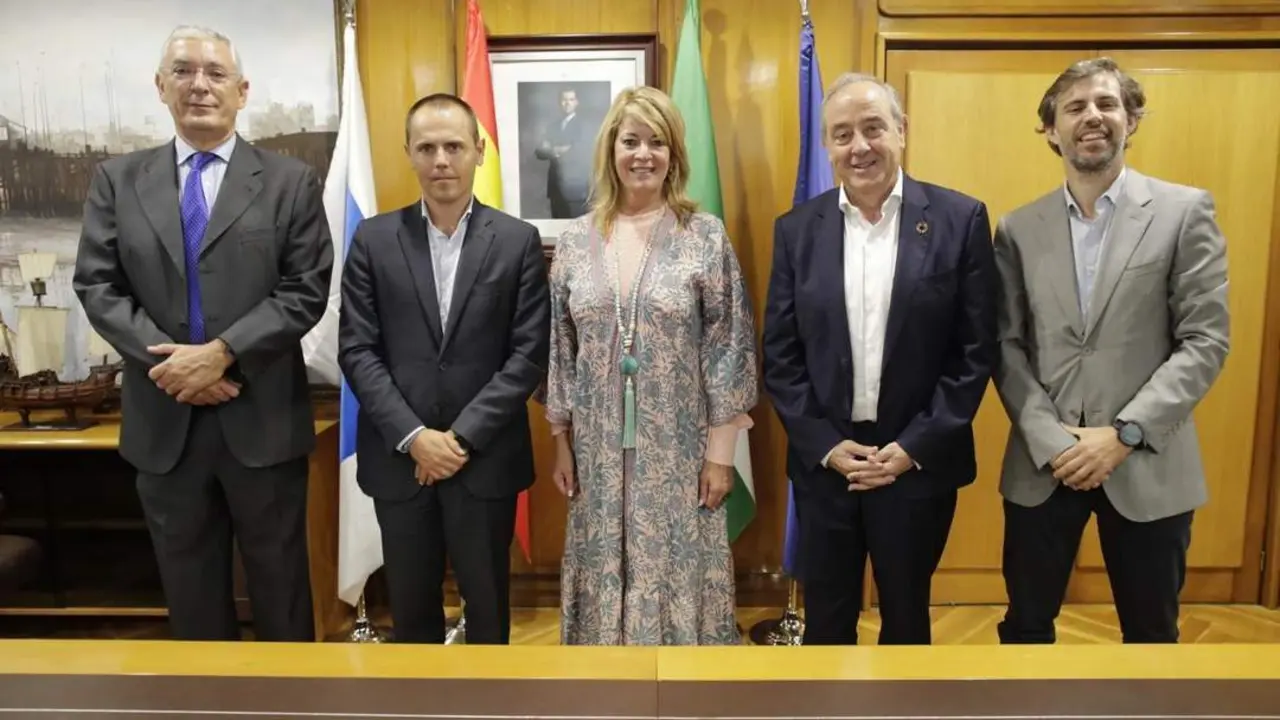 Reuni&oacute;n del Puerto de Huelva con Alter Enersun y Enag&aacute;s Renovables. - VH