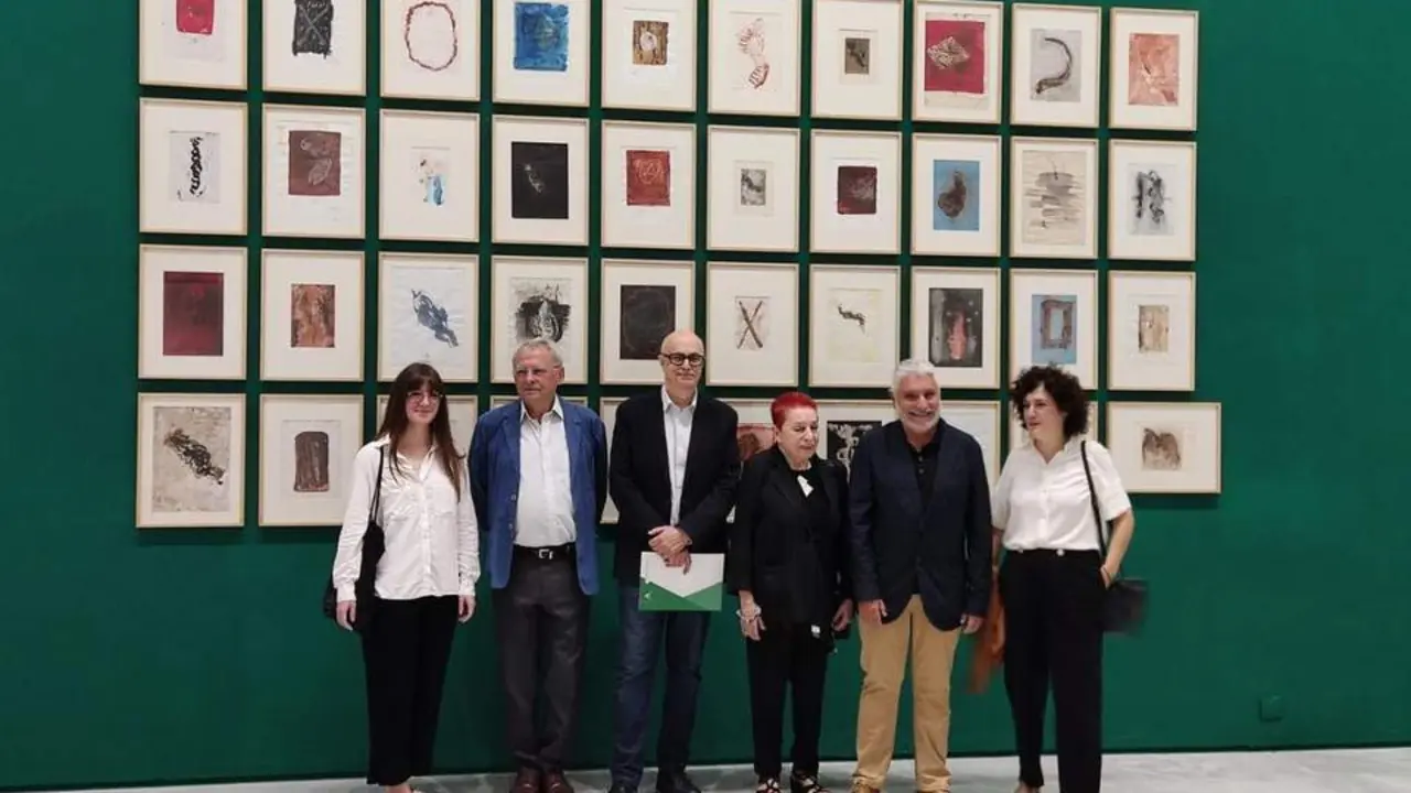 El CAAC presenta la exposici&oacute;n 'Sobre el papel', con obras de su colecci&oacute;n permanente de destacados artistas. - JUNTA DE ANDALUCIA