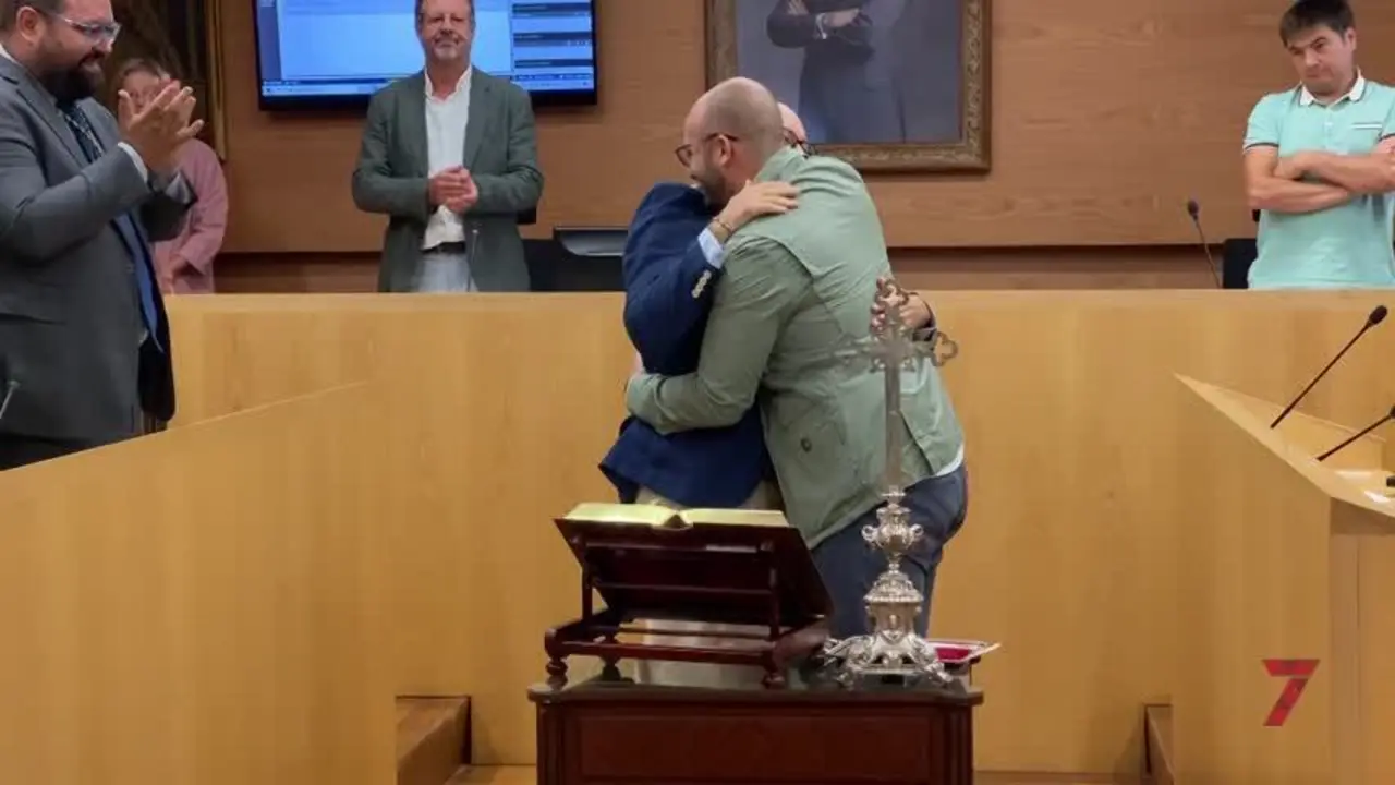 Jos&eacute; Ignacio Gonz&aacute;lez (PP) toma posesi&oacute;n como nuevo concejal del Ayuntamiento de El Puerto