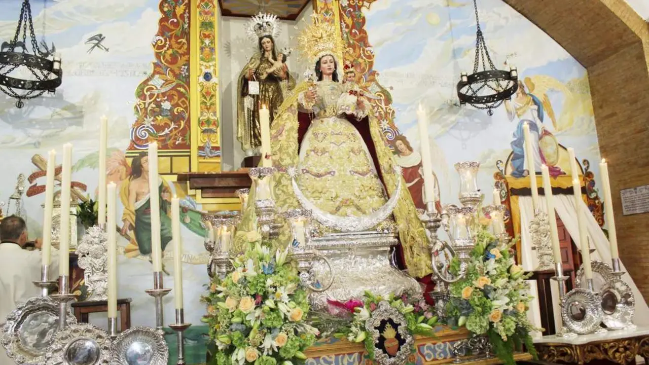 La Virgen del Carmen de Bonanza y la Virgen Mar&iacute;a de La Algaida juntas por primera vez en esta zona de Bonanza - Ra&uacute;l J. Bustillos