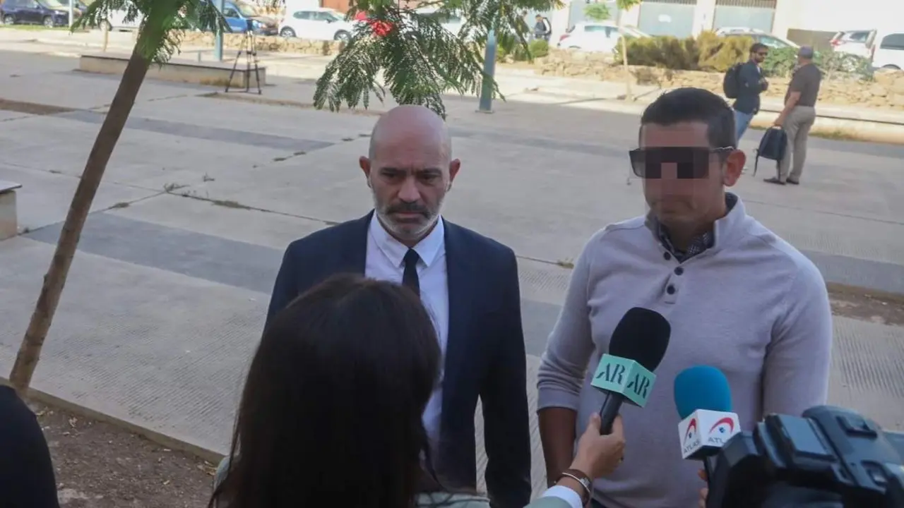 El Juzgado de Primera Instancia e Instrucci&oacute;n n&uacute;mero 4 de la localidad malague&ntilde;a de V&eacute;lez-M&aacute;laga ha acogido este viernes una vista para concretar los hechos. - &Aacute;LEX ZEA/EP