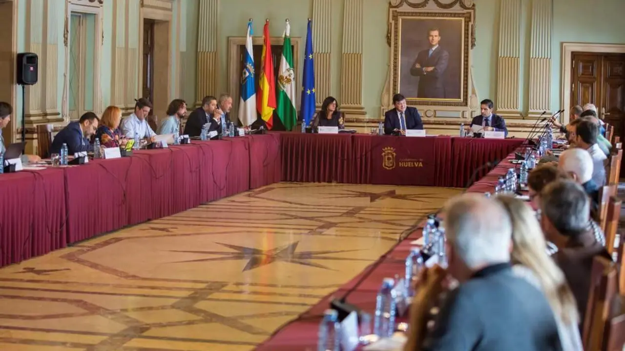 Reuni&oacute;n de la Mesa de Fosfoyesos. - VH