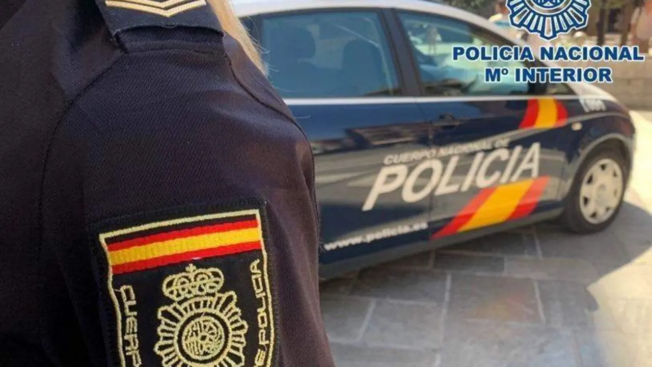 Agentes de la Brigada M&oacute;vil de la Polic&iacute;a Nacional localizaron a los presuntos agresores. - 