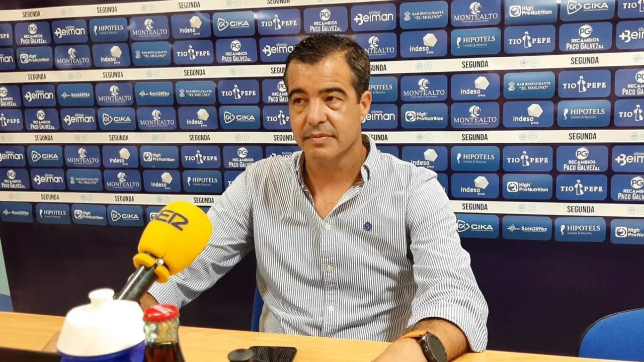 P&eacute;rez Herrera, este viernes en la sala de prensa de Chap&iacute;n. - Viva Jerez