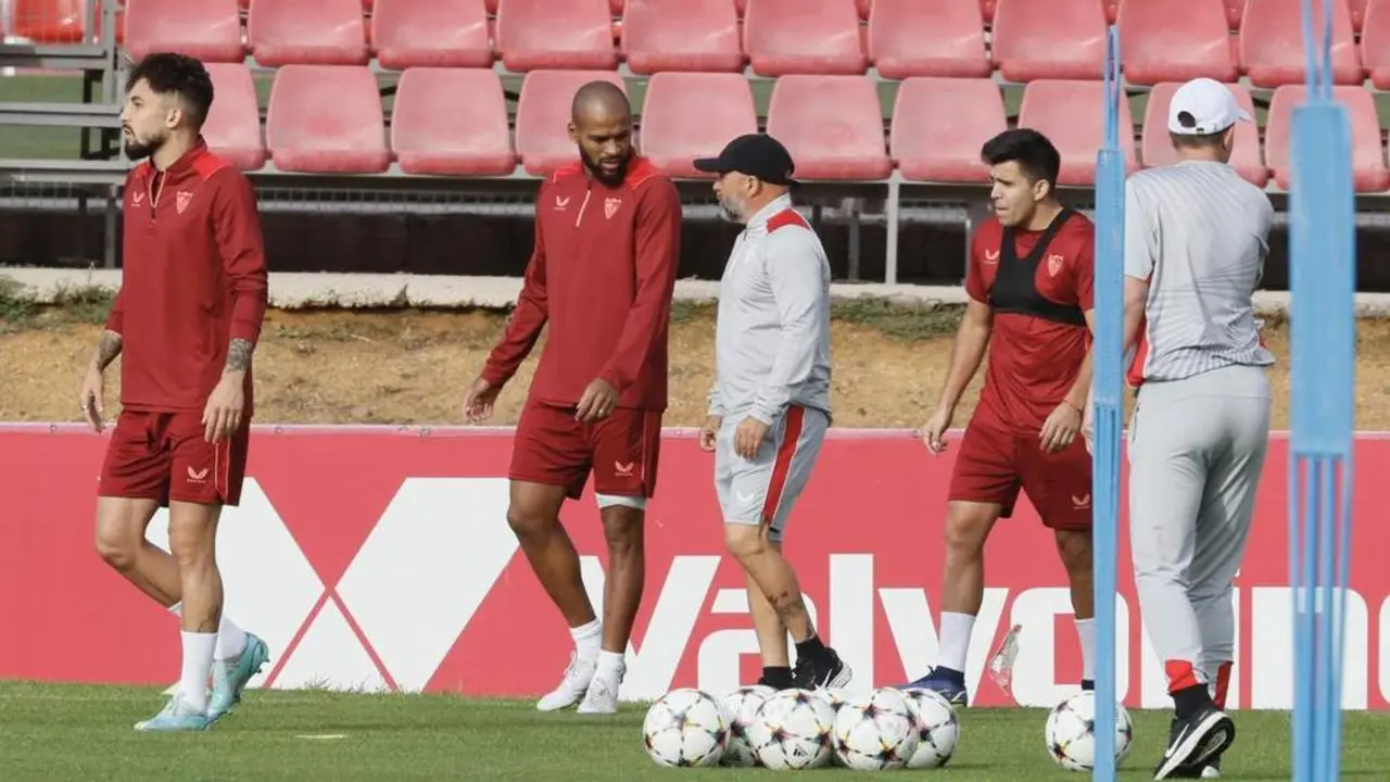 Imagen del entrenamiento del Sevilla FC previo al encuentro contra el Copenhague. - efe
