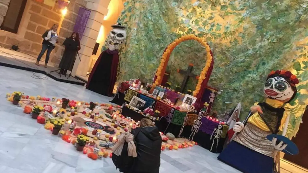 Altar en la Casa de Iberoam&eacute;rica. - LG