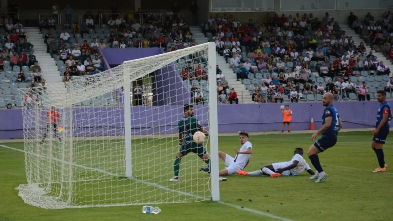 El cuadro blanco roza los cuatro goles por partido en casa. - Real Ja&eacute;n