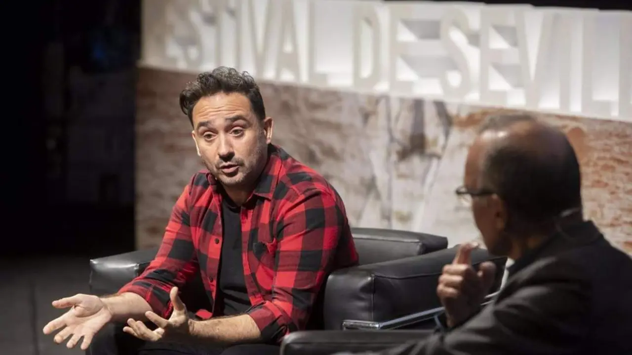 Juan Antonio Bayona en el coloquio. - FS