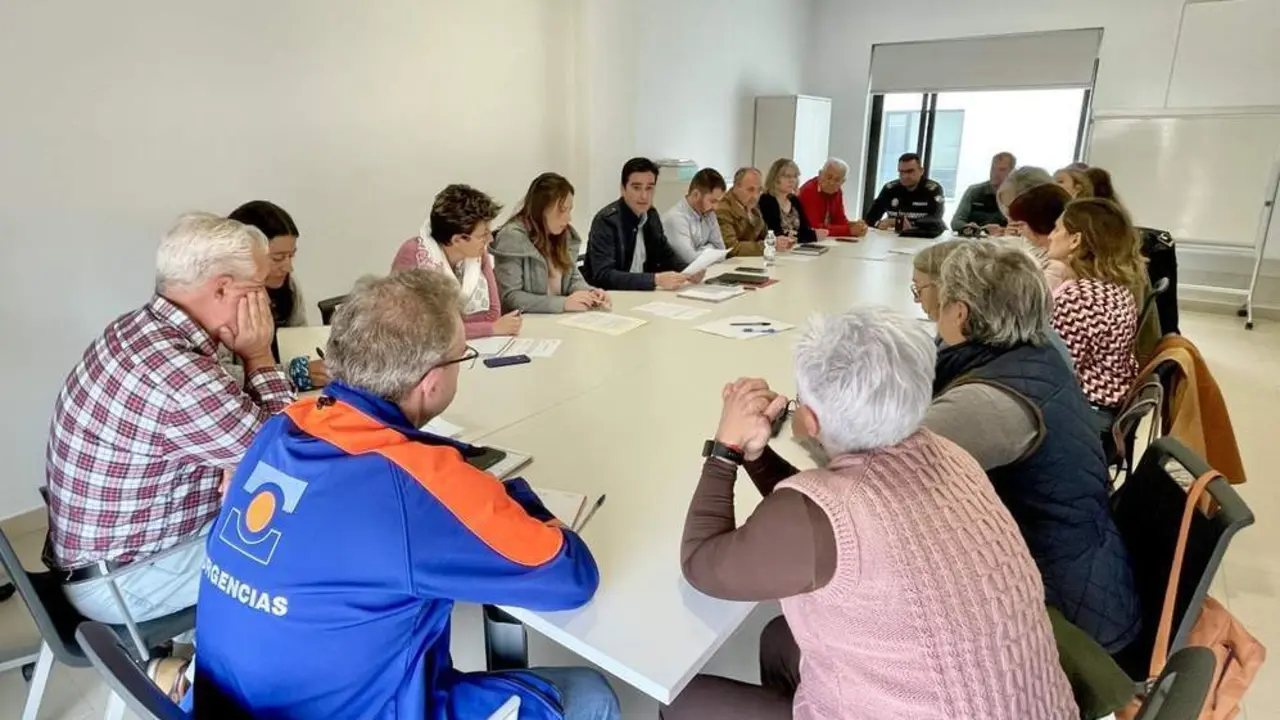 Reuni&oacute;n de la Comisi&oacute;n Local de Inmigraci&oacute;n. - 