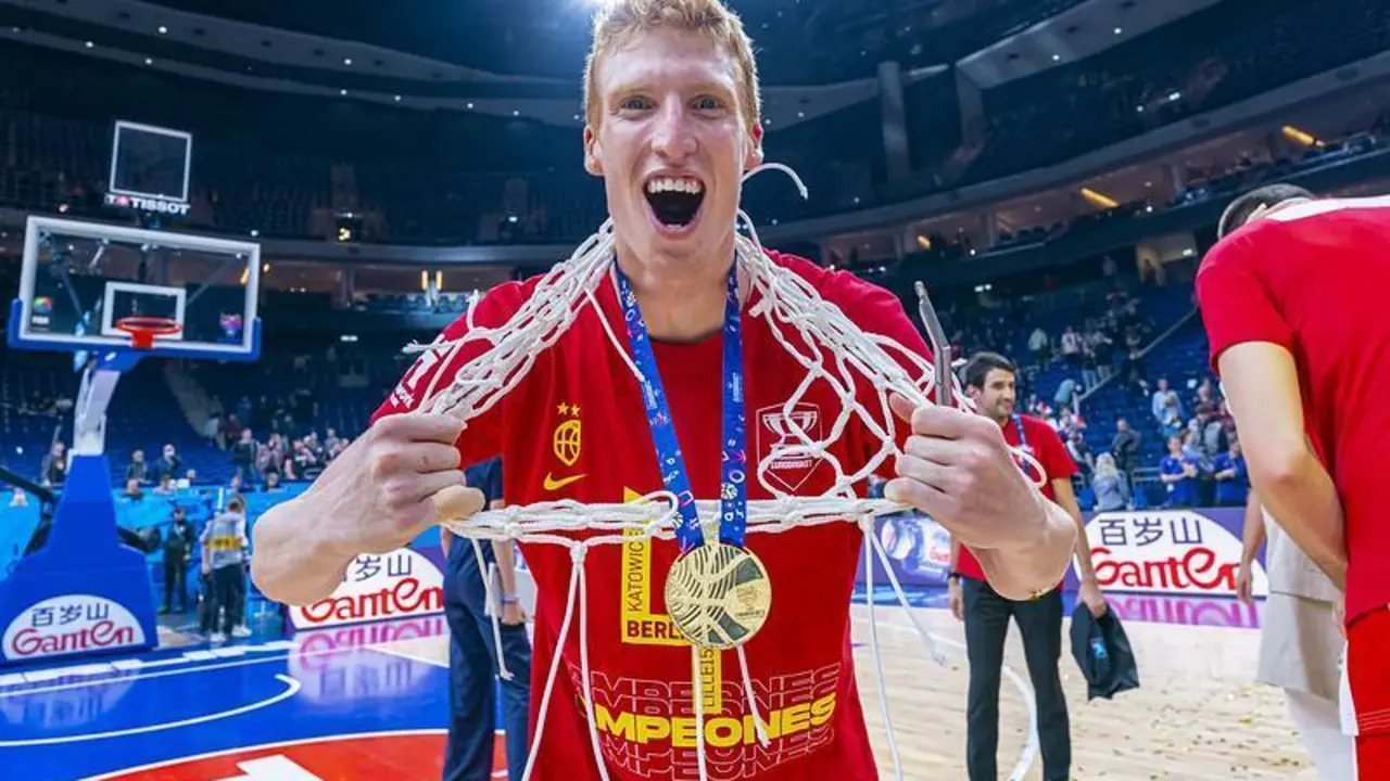 Alberto D&iacute;az Ortiz fue clave en el Campeonato de Europa que gan&oacute; la selecci&oacute;n. - FEB.