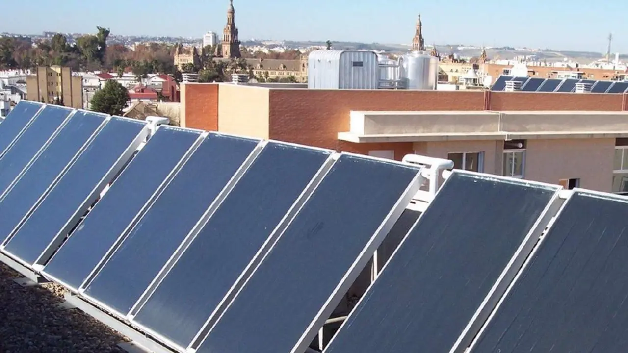 Paneles solares para el autoconsumo el&eacute;ctrico. - EP