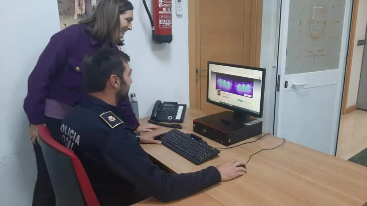 La Polic&iacute;a Local cuenta con un nuevo perfil oficial en Facebook.  - 