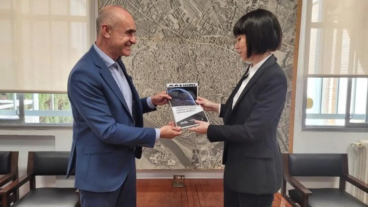 La entrega de la candidatura a Morant. - Archivo