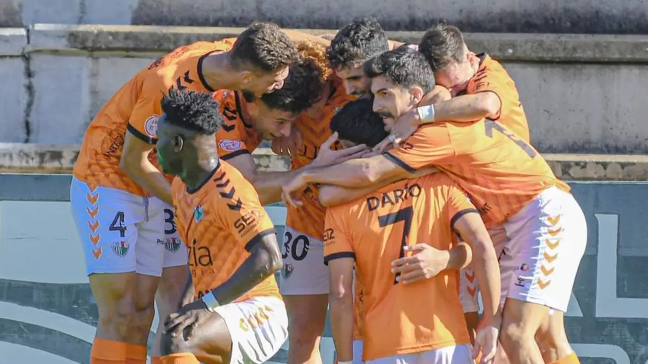 El Antequera presenta grandes n&uacute;meros en la clasificaci&oacute;n - ACF