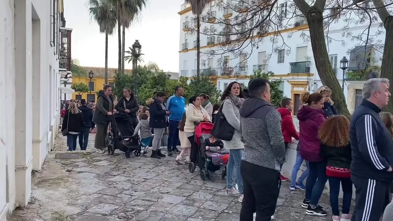 Los Reyes Magos conquistan El Puerto en su visita al Castillo de San Marcos